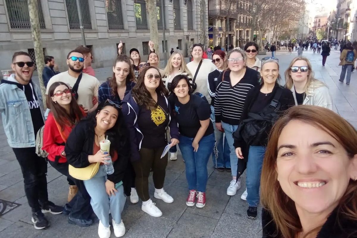 A course group on a walk through Barcelona